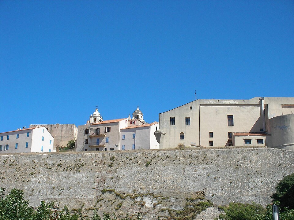 Citadelle de Calvi et littoral de Balagne en Corse