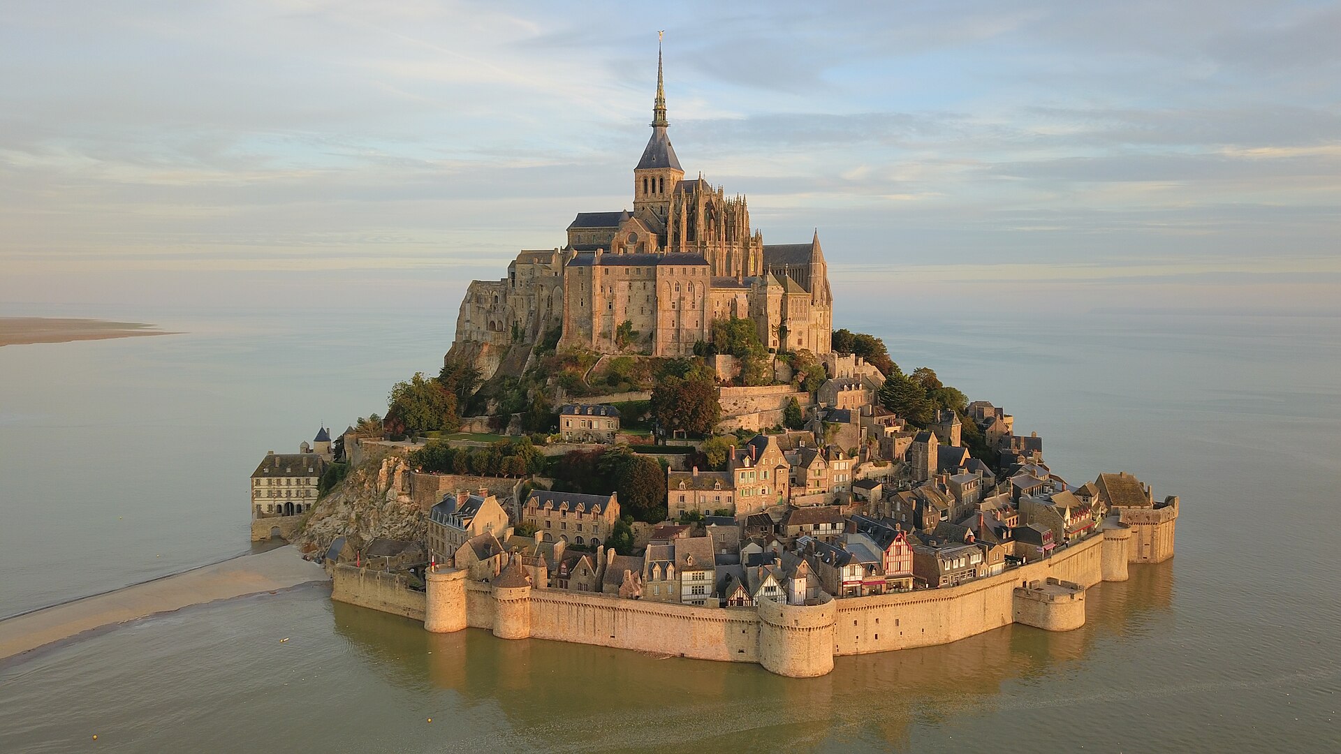 Vue de le Mont-Saint-Michel, Granville et leur baie pour préparer un séjour en Normandie
