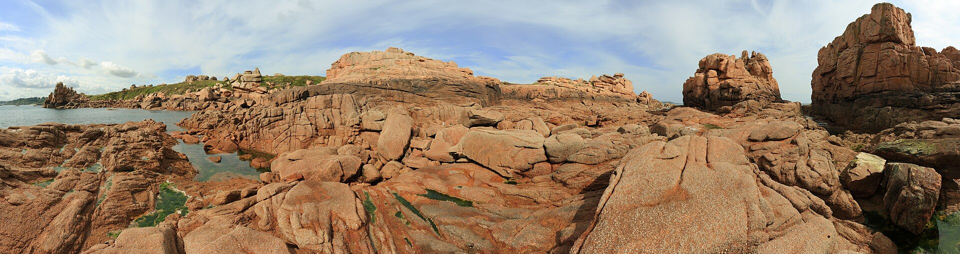 Paysage de la Côte de Granit Rose pour préparer un séjour en France