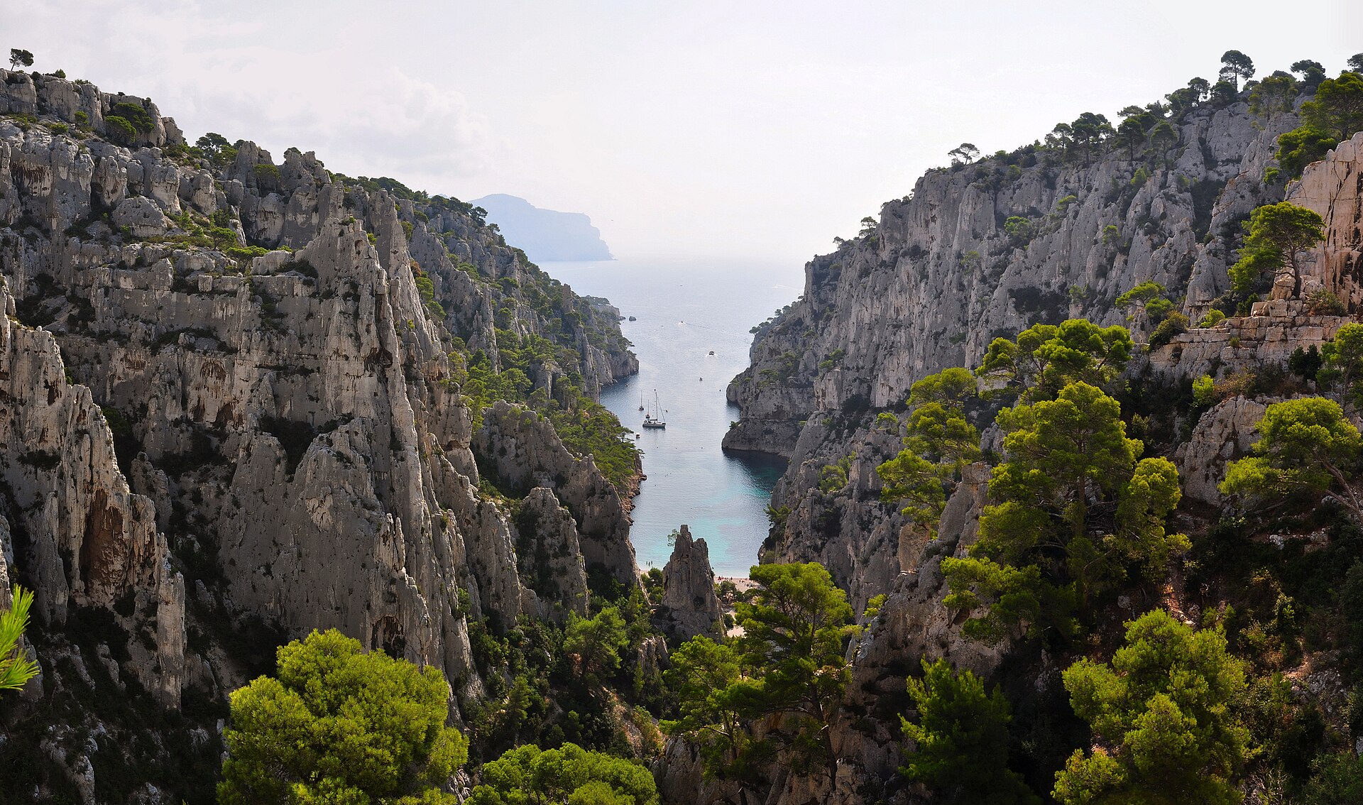 Paysage de les calanques de Marseille à Cassis pour préparer un séjour en France